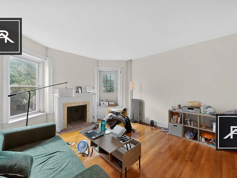 1073 Beacon St #6 — Photo 4