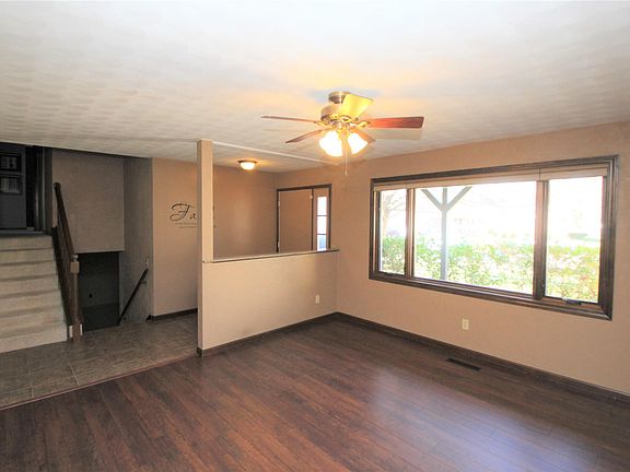 4th image of 3314 N Chestnut Ln