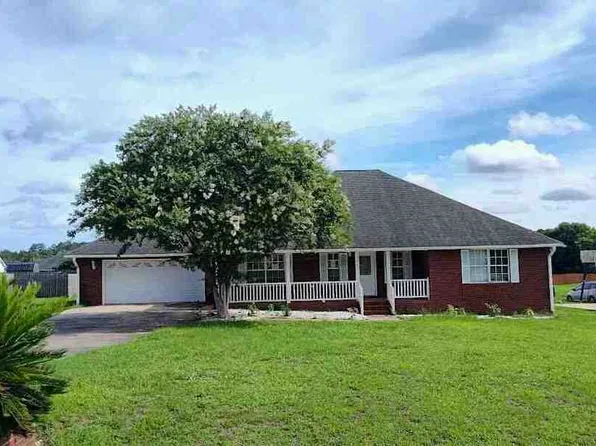 154 Willow Ridge Cir, Thomasville, GA 31757