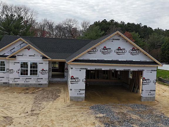 3rd image of 908 Little Brooke Ln