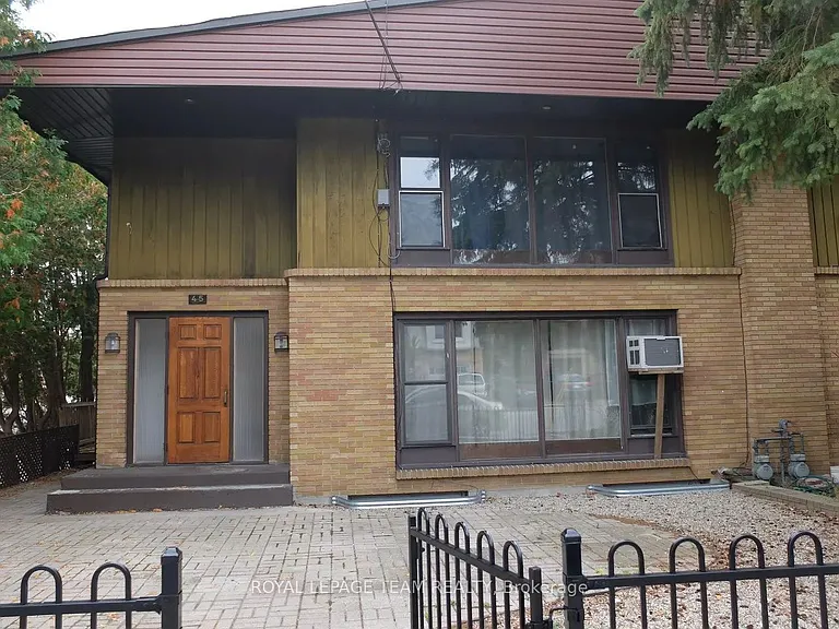 45 Riverdale Ave #B — Photo 1