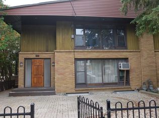 45 Riverdale Ave Unit B, Ottawa, ON K1S 1P9