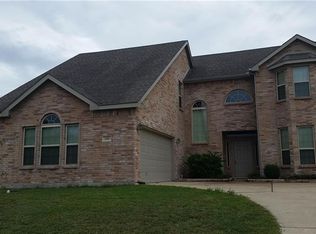 100 Troy Ln, Red Oak, TX 75154