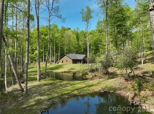 183 Mayfly Ct, Spruce Pine, NC 28777