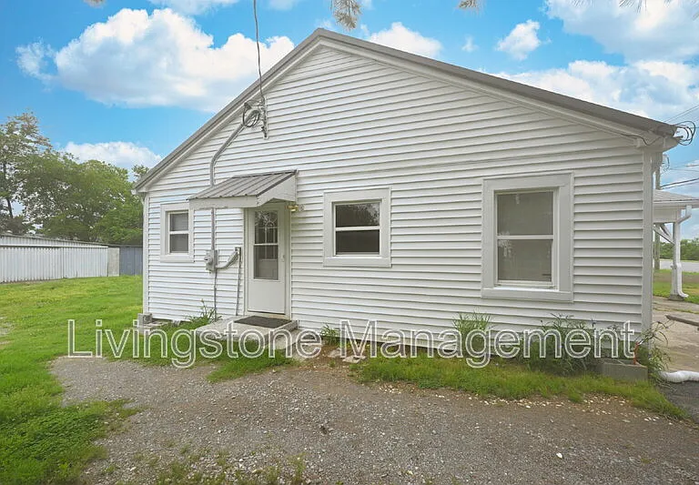 872 W Albert Gallatin Ave — Photo 51