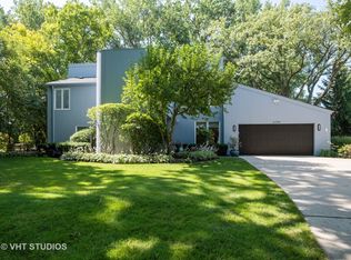 1144 Melvin Dr, Highland Park, IL 60035
