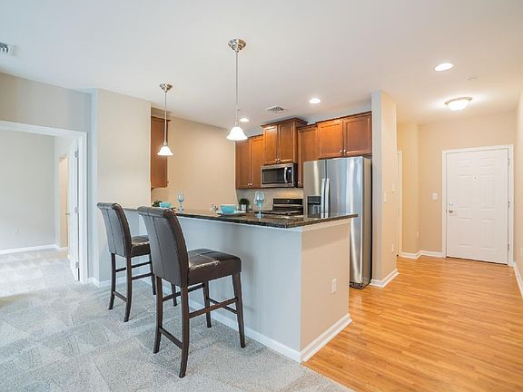 Stylish Kitchen Features Name-brand Appliances and Granite Countertops