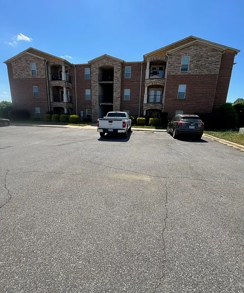 107 Reserve Cir #C — Photo 2