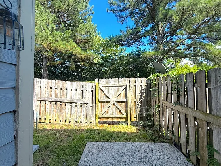 3635 Huyton Ct — Photo 14