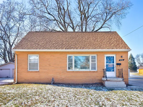 836 12th St, West Des Moines, IA 50265