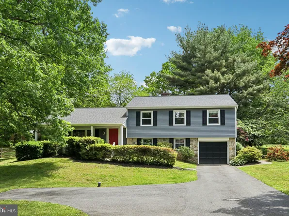 26 E Knowlton Rd, Media, PA 19063