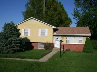 305 SE Independence Ave, Lees Summit, MO 64063