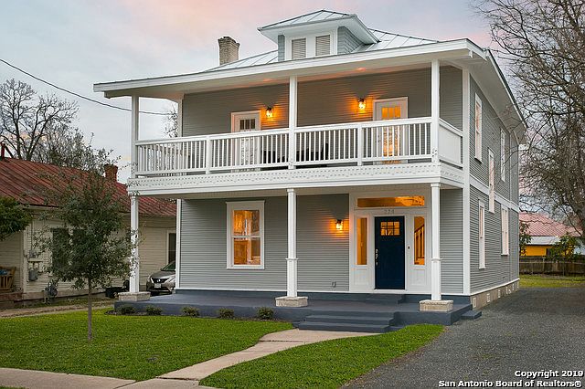 1st image of 224 Carolina St