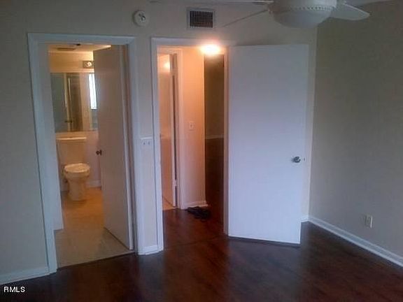 5th image of 414 Pine Glen Ln APT C-2