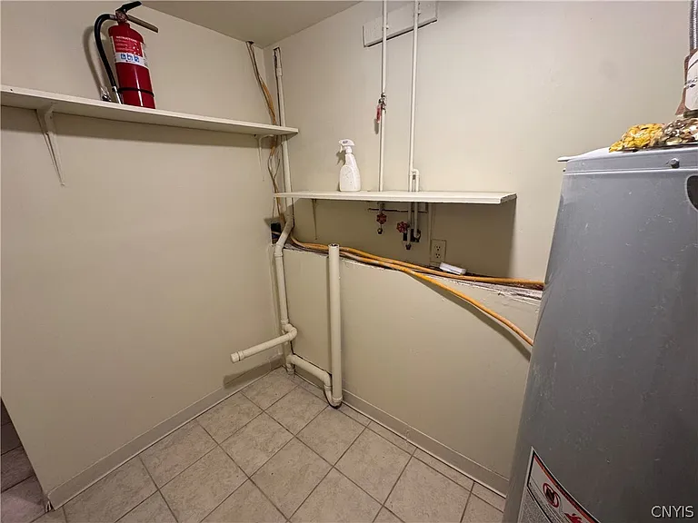 4748 Haverton Ln — Photo 35