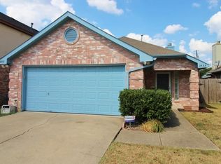 2332 Hunters Run Dr, Dallas, TX 75232