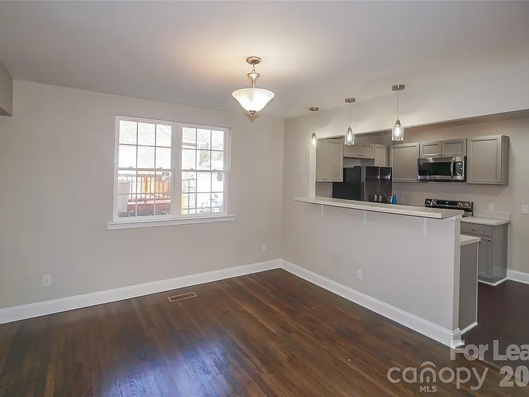 2143 Camp Greene St — Photo 7
