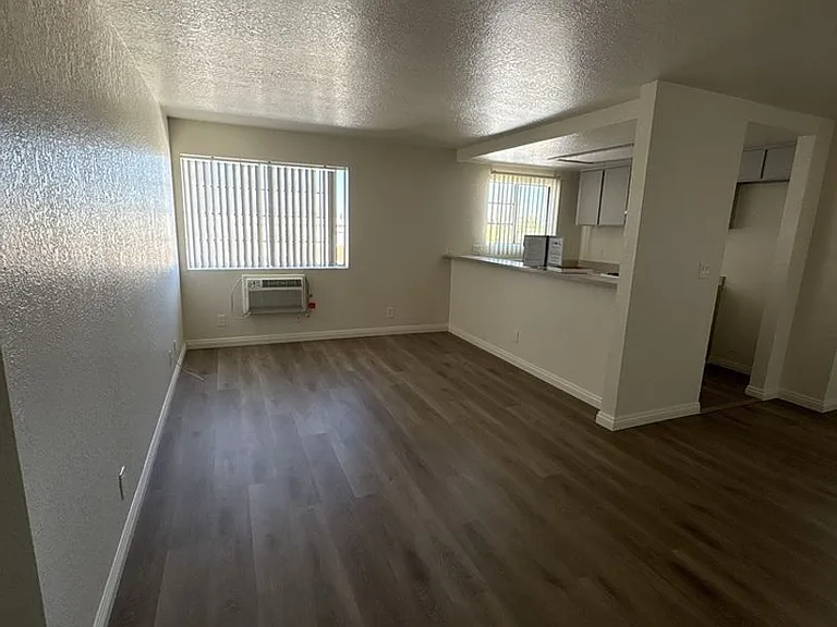 Tujunga Pines — Photo 18