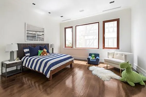 Sold by H. Justin Realty | media 10