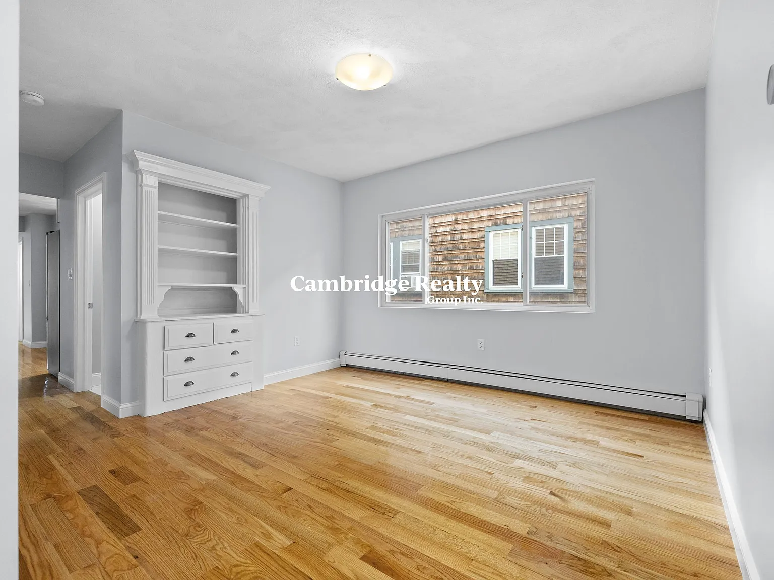 5 bed, 2.5 bath, $7,600 — Photo 4