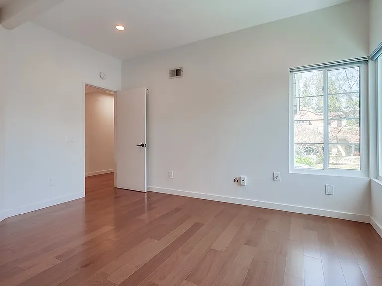 3174 E Fox Run Way — Photo 11