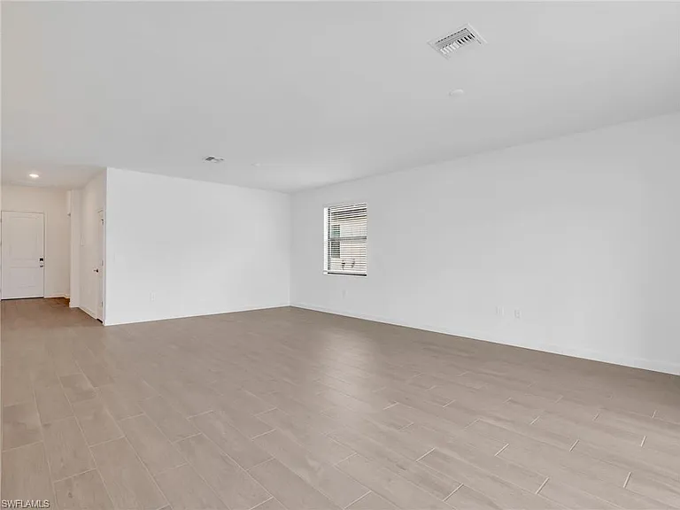19228 Gentry Pl — Photo 9