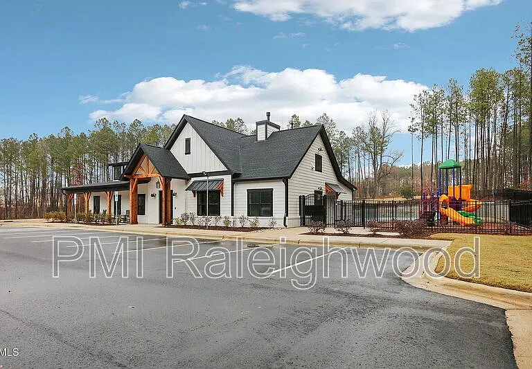 528 Bridger Dr — Photo 37