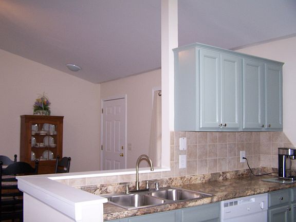 4th image of 141 Moosewood Dr
