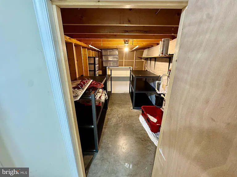 202 Anchor Cv — Photo 37
