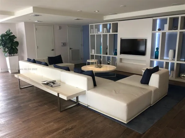 4250 Biscayne Blvd APT 819, Miami, FL 33137