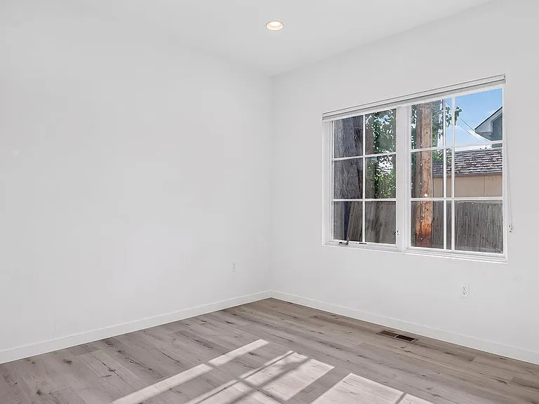 Bedroom #1