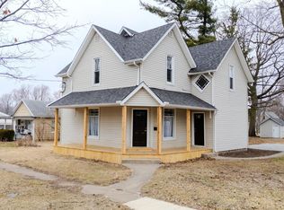 402 W 4th St, North Manchester, IN 46962