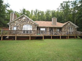 95 Mac Cove Dr, Franklin, NC 28734