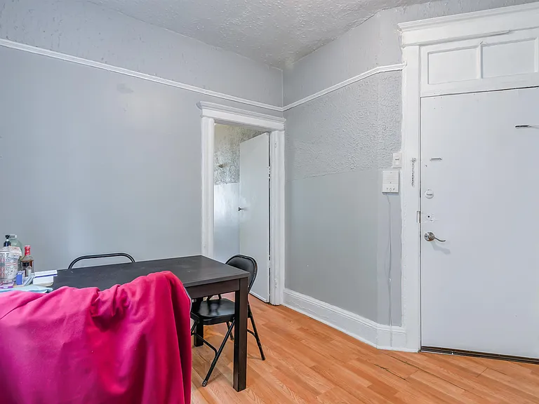 164 Highland Ave #5 — Photo 3