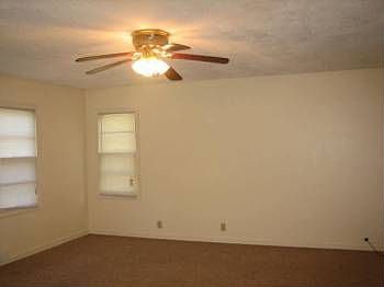 2nd image of 4037 Laurel Ave