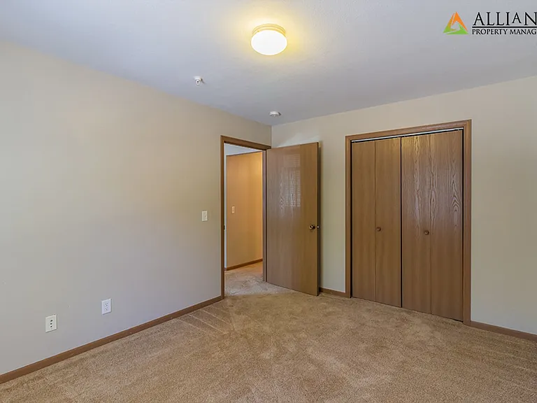 Beechwood Terrace 1420 — Photo 7