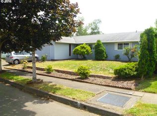 1140 NE 24th St, Gresham, OR 97030