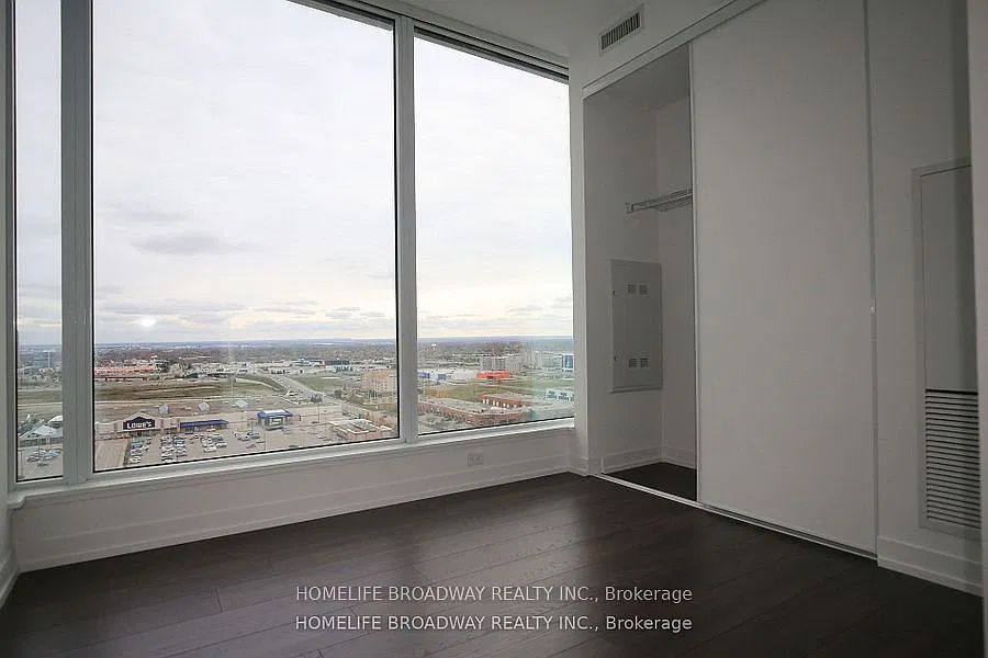 2 bed, $2,600 — Photo 4
