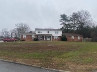 9001 Stately Cir, Knoxville, TN 37923