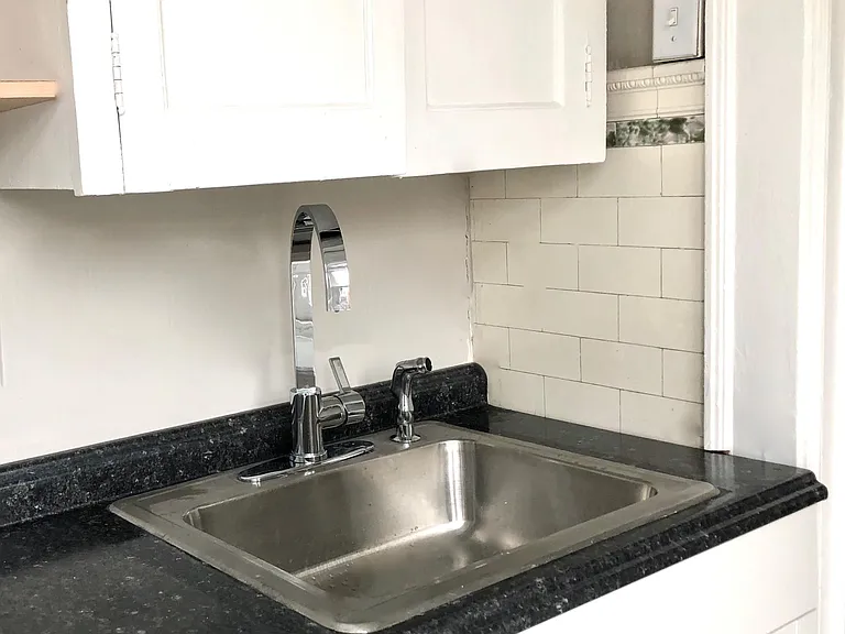 2522 Grove Ave #2 — Photo 7