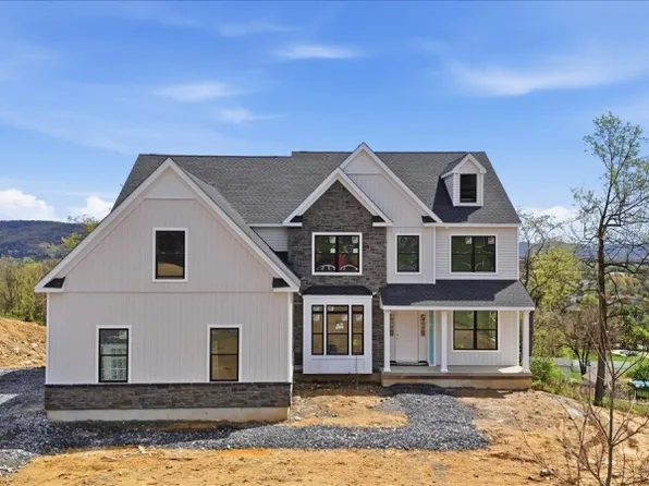 6 Spring Ct, Lopatcong Twp., NJ 08865
