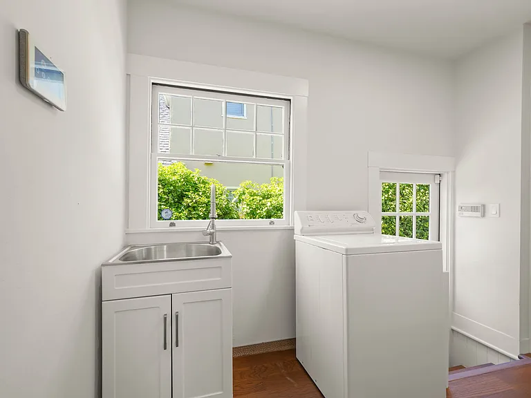 554 Edgewood Rd — Photo 19