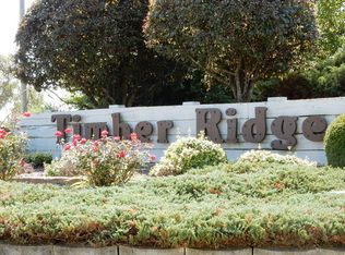 18 Huntsbridge Rd, Matteson, IL 60443