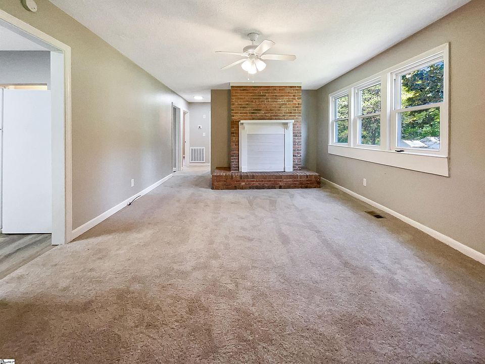 921 Barnwell Rd, Spartanburg, SC 29303 Zillow
