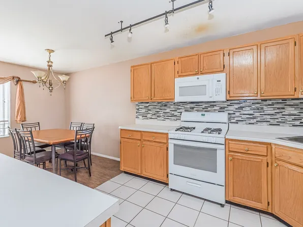 34 Jamie Lane image 4 of 14