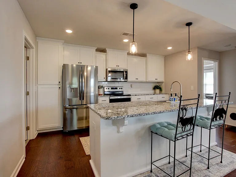 715 Jodine Ann Dr — Photo 9