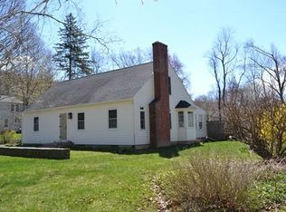 15 Old Orchard Rd, Wilbraham, MA 01095