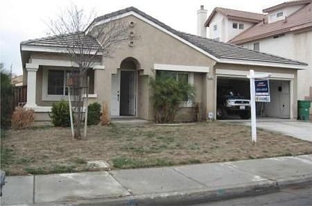 1st image of 15565 Jacara Ln