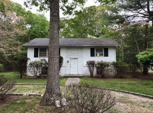 15 Sherwood Ln, East Hampton, NY 11937