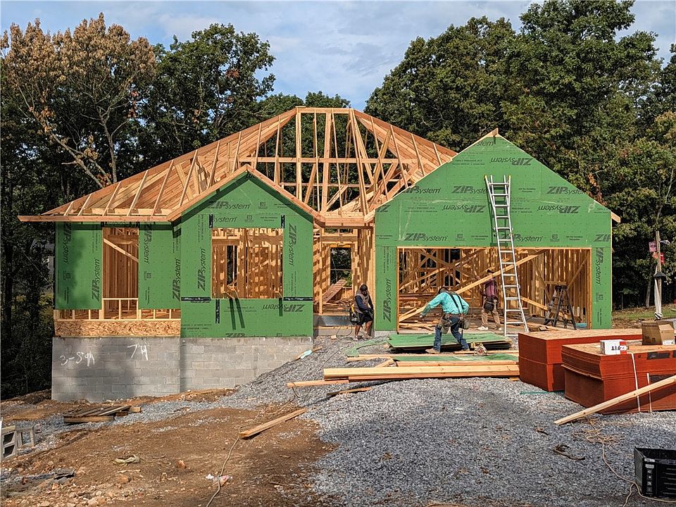 1st image of 6 Ayr Cir